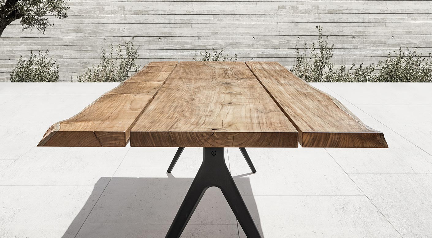 Gloster Raw Dining Table